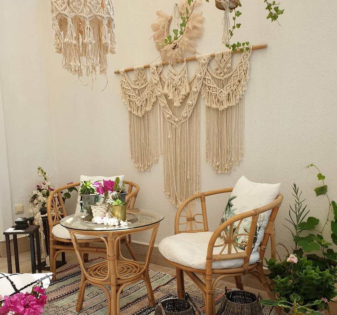 Balkon duvar süsleri ve süsleme fikirleri.