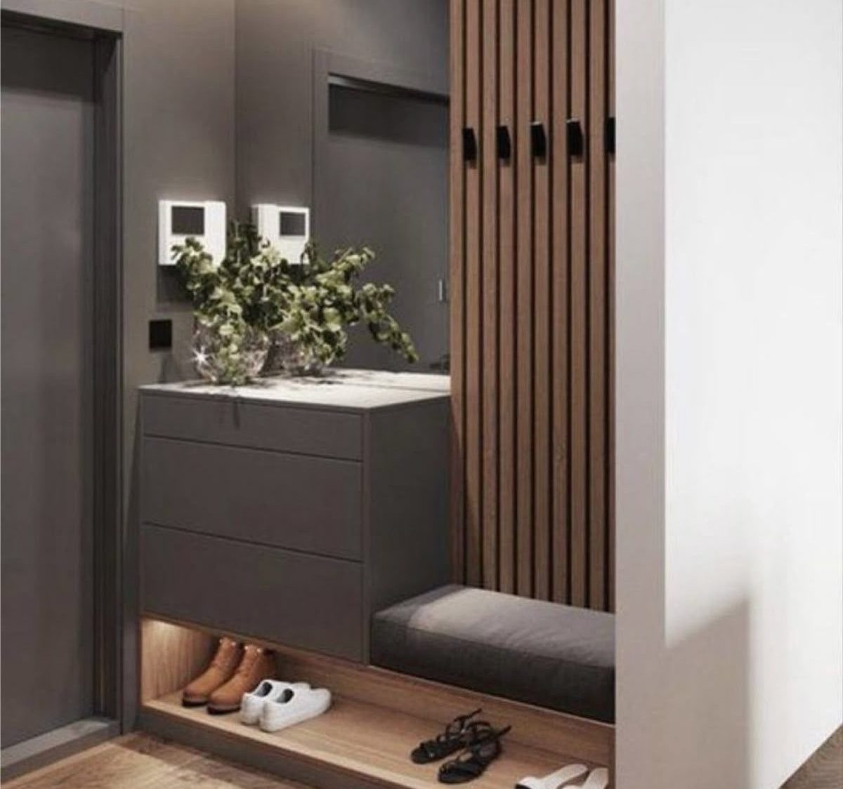 Dar Giriş ve Koridor İçin Portmanto Modelleri – Aynalı ve Kompakt Tasarımlar